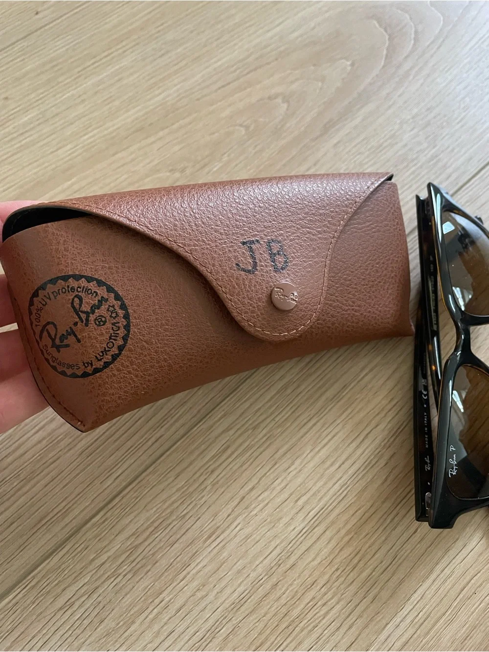N/A ray ban